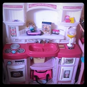 Kitchen for girls